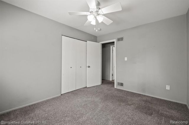 215 Woodsboro Drive, Royal Oak, MI 48067