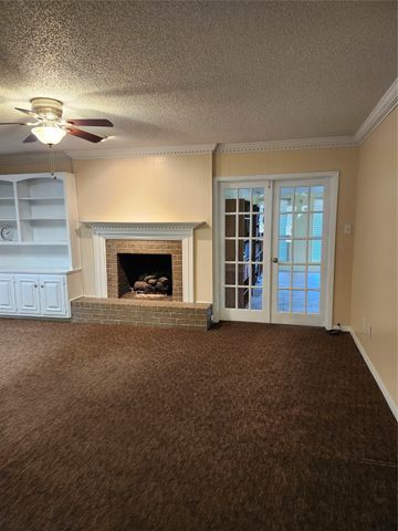 1916 Weymouth Court, Arlington, TX 76013