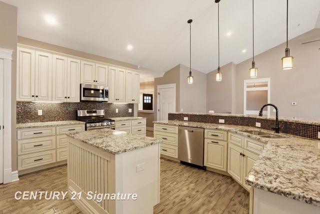 6022 Shadbush Drive, Saginaw, MI 48603