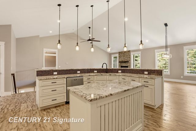 6022 Shadbush Drive, Saginaw, MI 48603