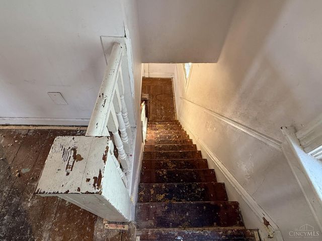 1608 Brewster Avenue, Cincinnati, OH 45207