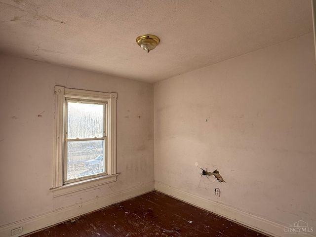 1608 Brewster Avenue, Cincinnati, OH 45207