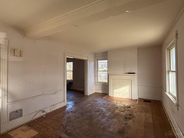 1608 Brewster Avenue, Cincinnati, OH 45207