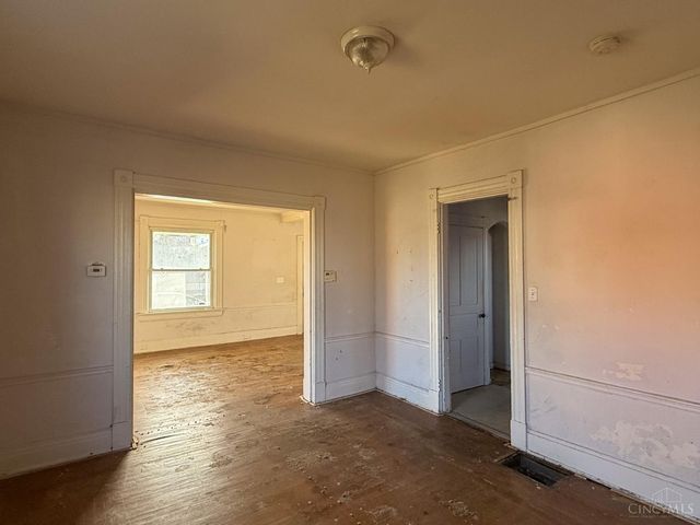 1608 Brewster Avenue, Cincinnati, OH 45207