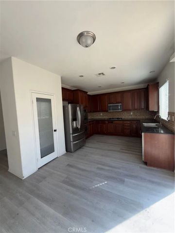 9454 Apricot Court, Hesperia, CA 92345