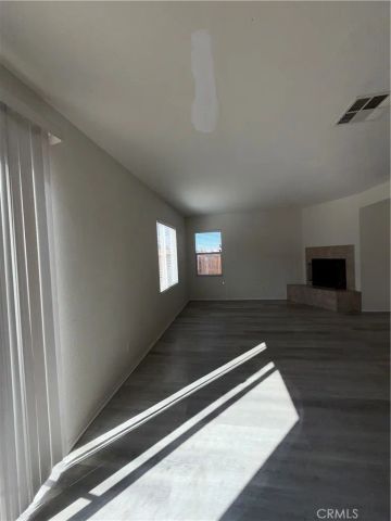 9454 Apricot Court, Hesperia, CA 92345