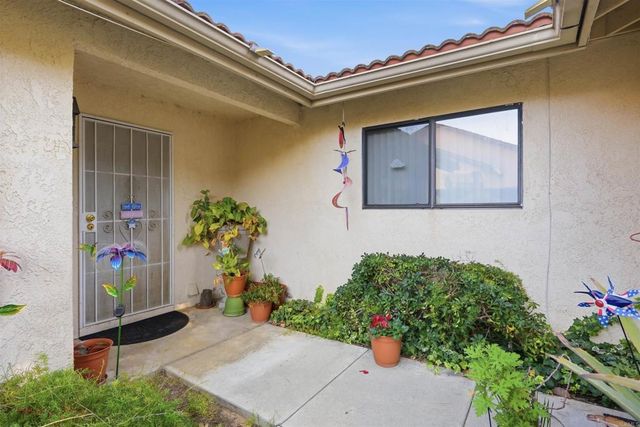 4308 Los Padres Dr, Fallbrook, CA 92028