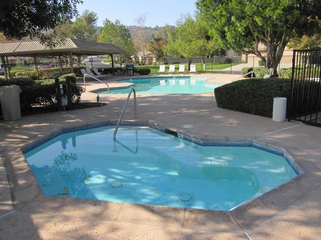 4308 Los Padres Dr, Fallbrook, CA 92028