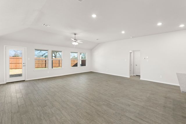 7816 Kingfisher Road, Aubrey, TX 76227