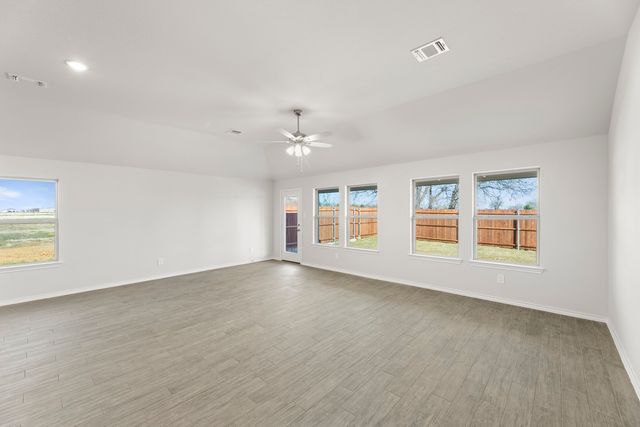 7816 Kingfisher Road, Aubrey, TX 76227