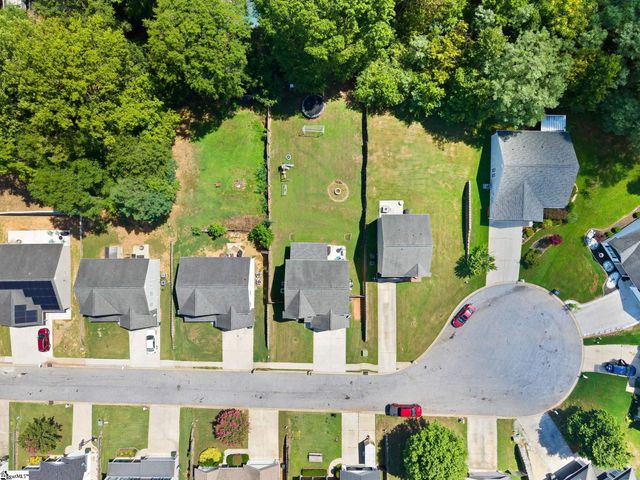 21 Red Shirt Court, Greer, SC 29651