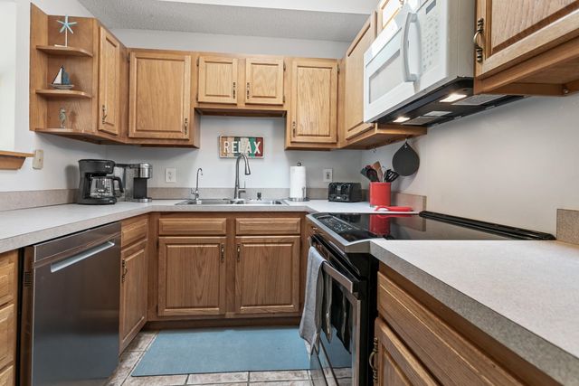 235 Dartmouth Rd, St Augustine, FL 32086