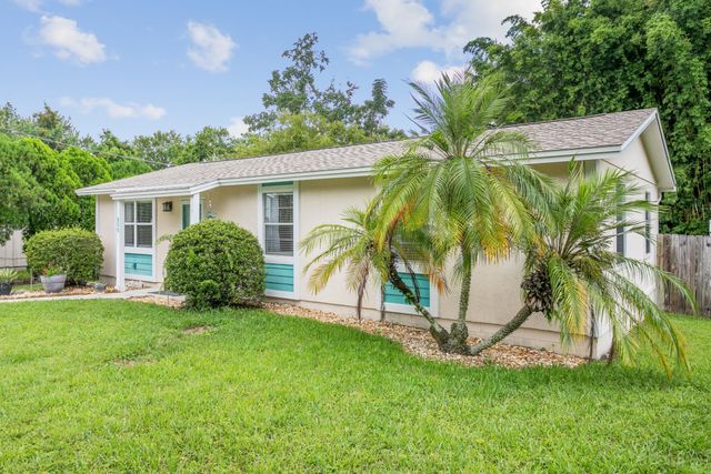 235 Dartmouth Rd, St Augustine, FL 32086