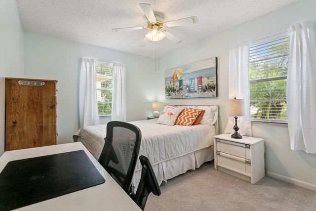 235 Dartmouth Rd, St Augustine, FL 32086