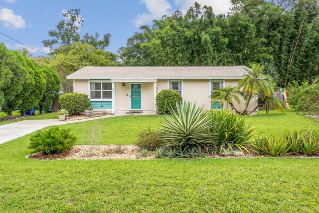 235 Dartmouth Rd, St Augustine, FL 32086