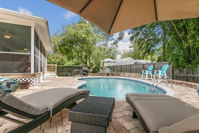 235 Dartmouth Rd, St Augustine, FL 32086