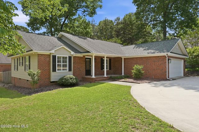 2 Ash Court, Pinehurst, NC 28374