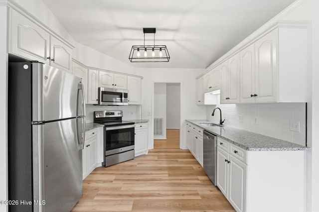 2 Ash Court, Pinehurst, NC 28374