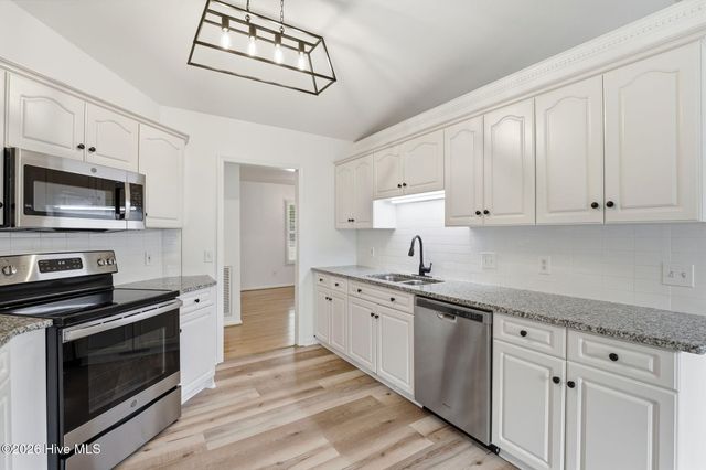 2 Ash Court, Pinehurst, NC 28374
