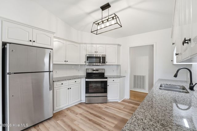 2 Ash Court, Pinehurst, NC 28374