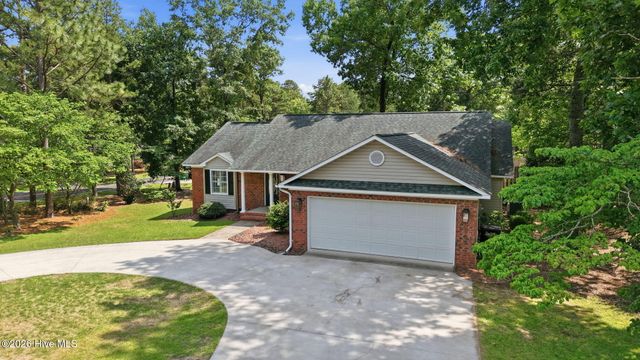 2 Ash Court, Pinehurst, NC 28374