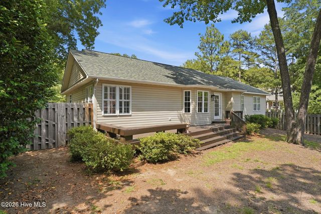 2 Ash Court, Pinehurst, NC 28374