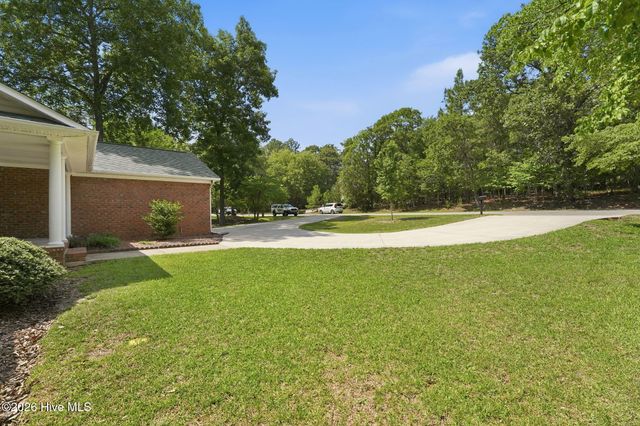 2 Ash Court, Pinehurst, NC 28374