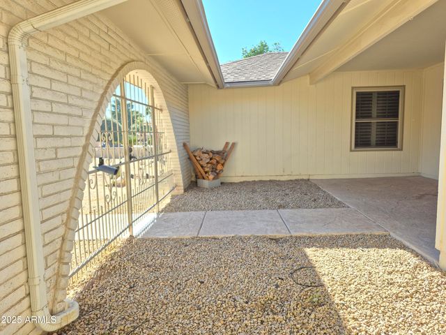18242 N 66th Avenue, Glendale, AZ 85308