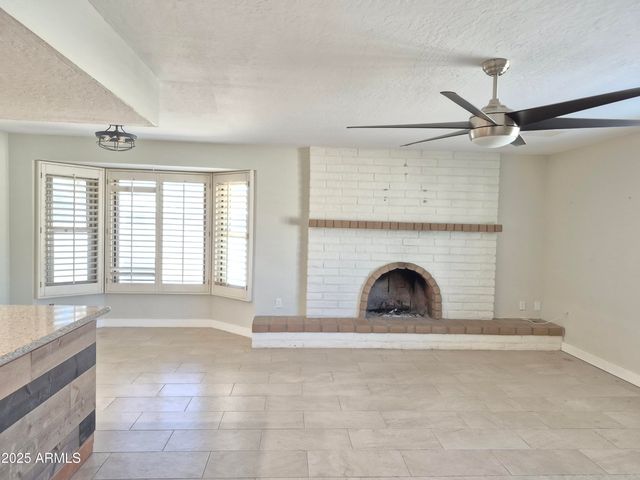 18242 N 66th Avenue, Glendale, AZ 85308