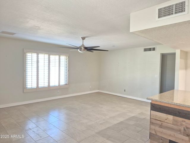 18242 N 66th Avenue, Glendale, AZ 85308