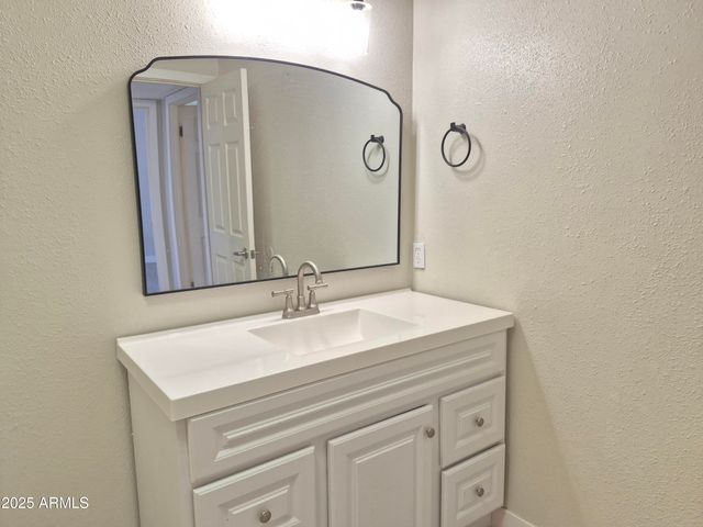 18242 N 66th Avenue, Glendale, AZ 85308