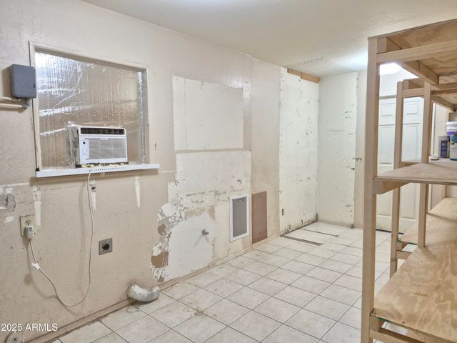 18242 N 66th Avenue, Glendale, AZ 85308