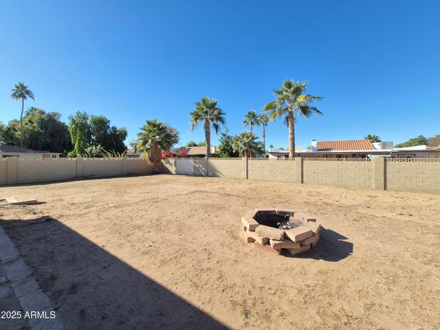 18242 N 66th Avenue, Glendale, AZ 85308