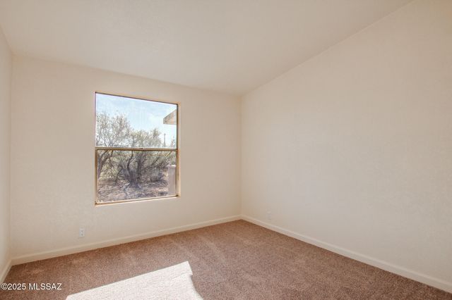 8777 E Ellsworth Lane, Hereford, AZ 85615