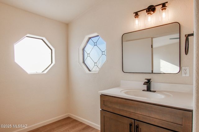 8777 E Ellsworth Lane, Hereford, AZ 85615