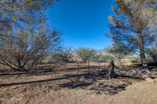 8777 E Ellsworth Lane, Hereford, AZ 85615