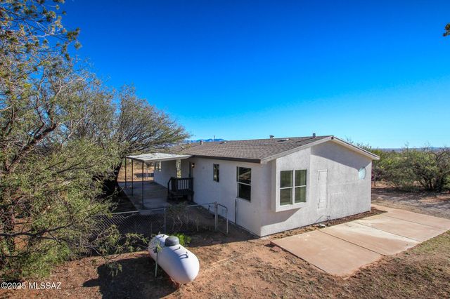 8777 E Ellsworth Lane, Hereford, AZ 85615