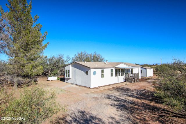 8777 E Ellsworth Lane, Hereford, AZ 85615