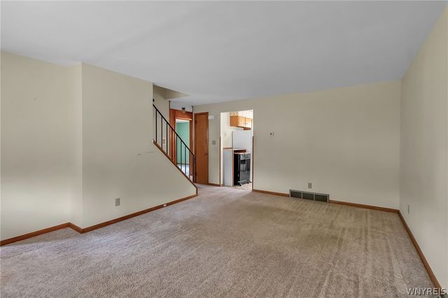 175 Margaret Road, Amherst, NY 14226