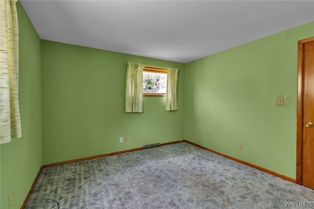 175 Margaret Road, Amherst, NY 14226