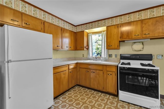 175 Margaret Road, Amherst, NY 14226