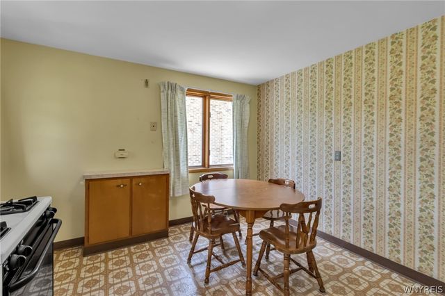 175 Margaret Road, Amherst, NY 14226