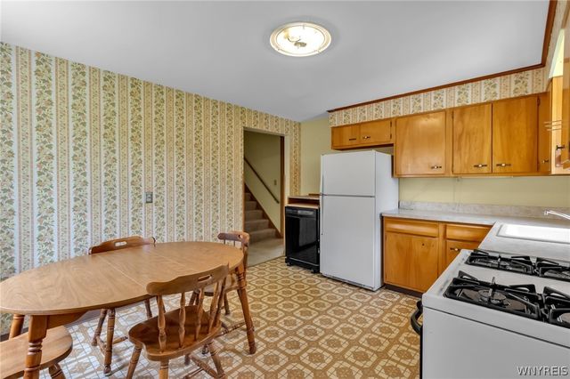 175 Margaret Road, Amherst, NY 14226