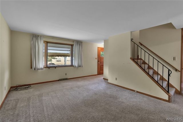 175 Margaret Road, Amherst, NY 14226