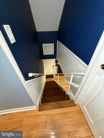 99 KINGWOOD LN, Levittown, PA 19055