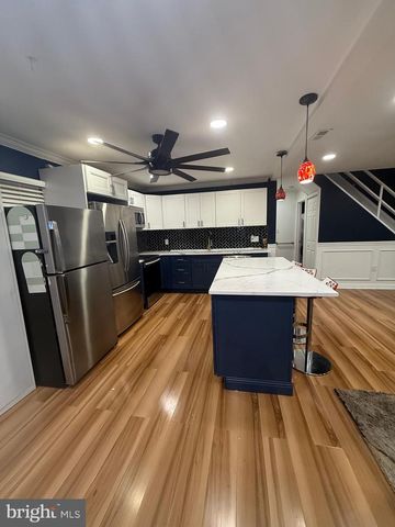 99 KINGWOOD LN, Levittown, PA 19055
