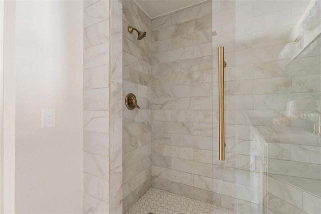 2933 Prairie Rose Court, Oklahoma City, OK 73120