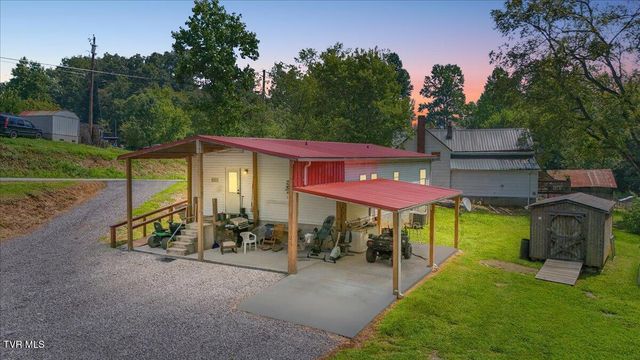 825 Old Blairs Gap Road, Kingsport, TN 37660
