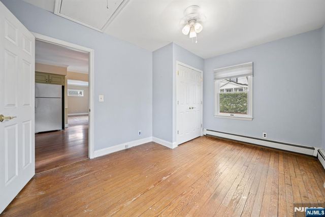 26 Wostbrock Lane, Midland Park, NJ 07432