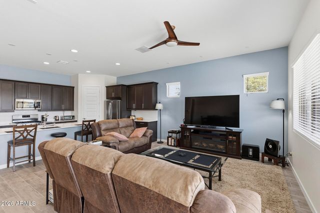 18931 W LAUREL Lane, Surprise, AZ 85388